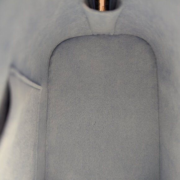 Louis Vuitton Alma BB Handbag in Blue Epi Leather with LV Strap - Picture 15 of 16